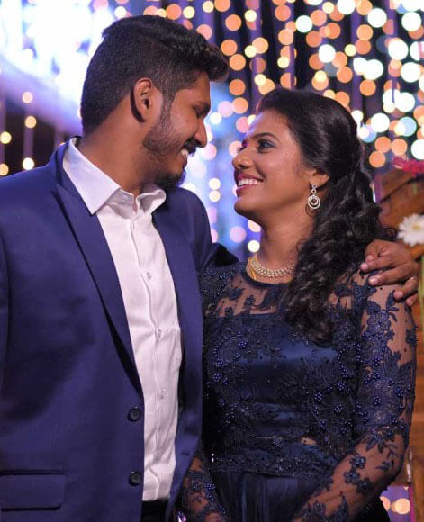 Best Hindu Matrimonials in Kerala - Intimate Matrimony | Indian wedding  couple, Couple wedding dress, Engagement couple dress